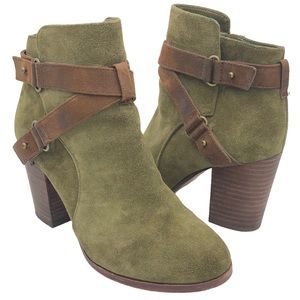 Gianni Bini Green Suede Leather Heeled Ankle Boots
